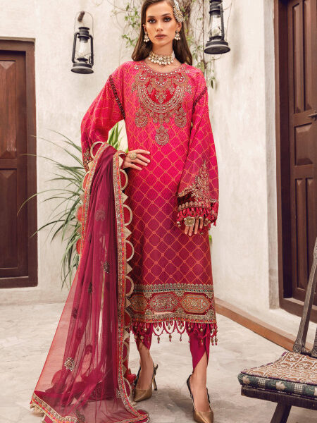 Shop Pakistani suits Lahore: cotton satin, velvet neckline & sleeves, organza ghera lace, net dupatta, satin trouser. Free shipping & COD at Fabcollections.