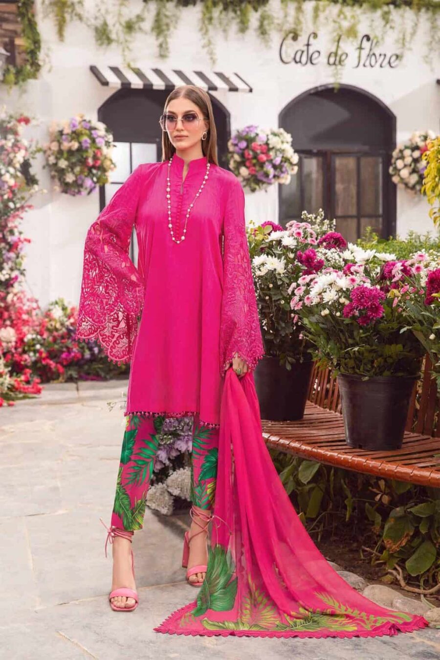 Explore our 100% original Pink unstitched Pakistani suit. Elevate your wardrobe with FabCollection's exquisite collection!