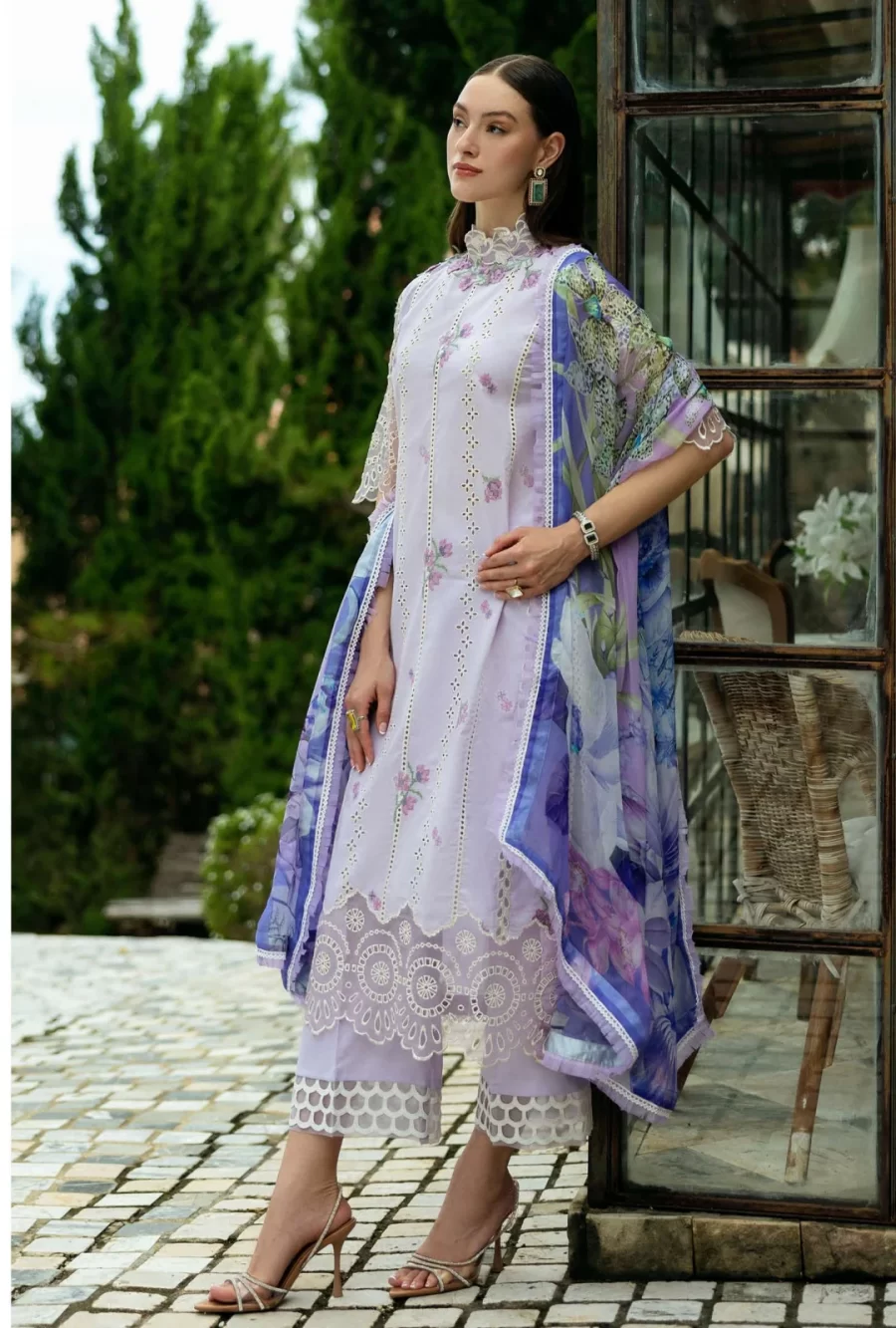 Roheenaz Lawn 2025 - Image 2