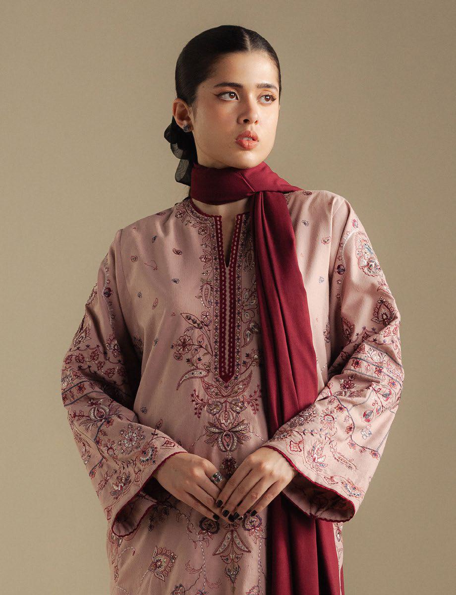 Coco by Zarashahjahan Winter Collection 2025 | 6A (GZ-532) - Image 4