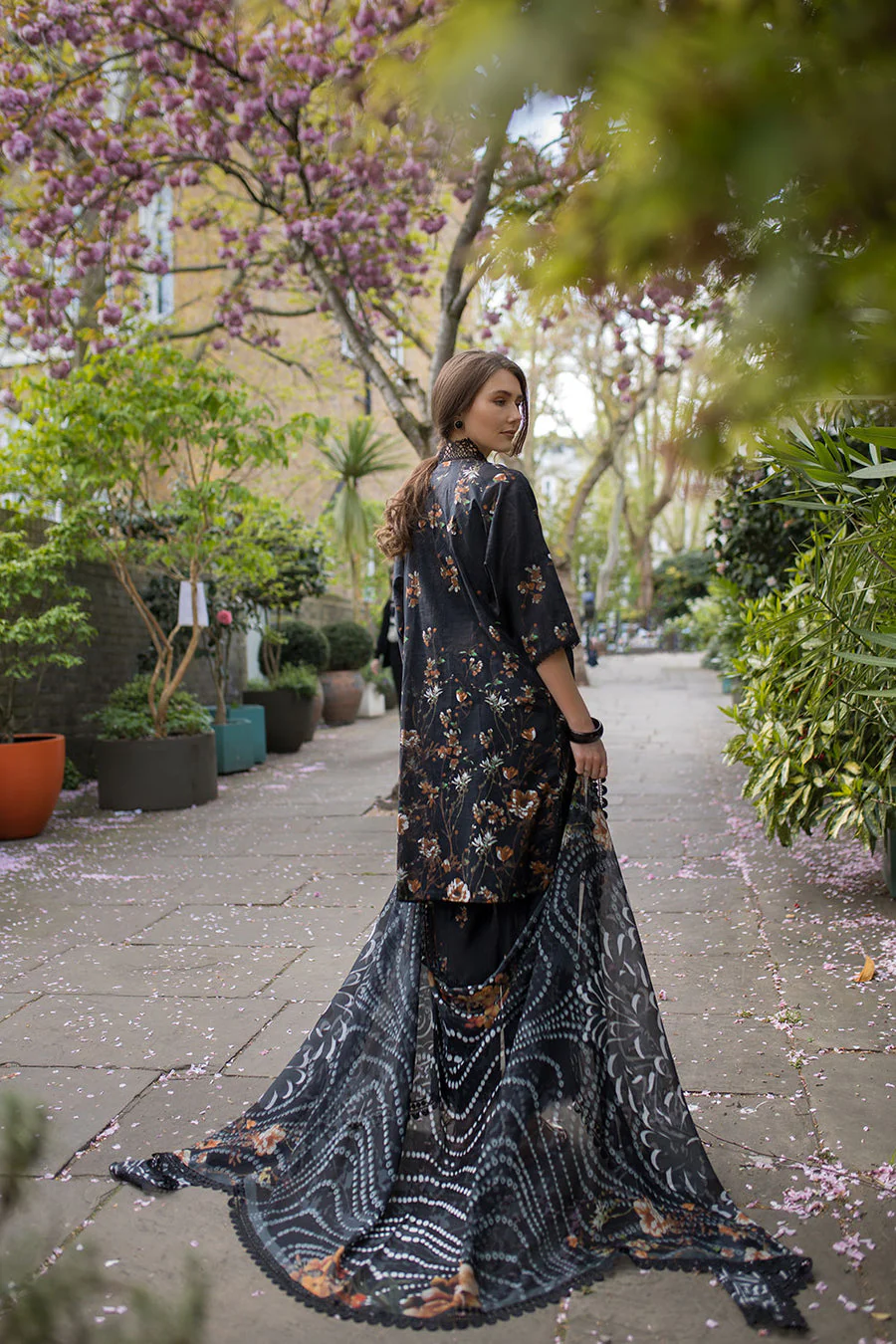 Sobia Nazir Design 3B - Image 2