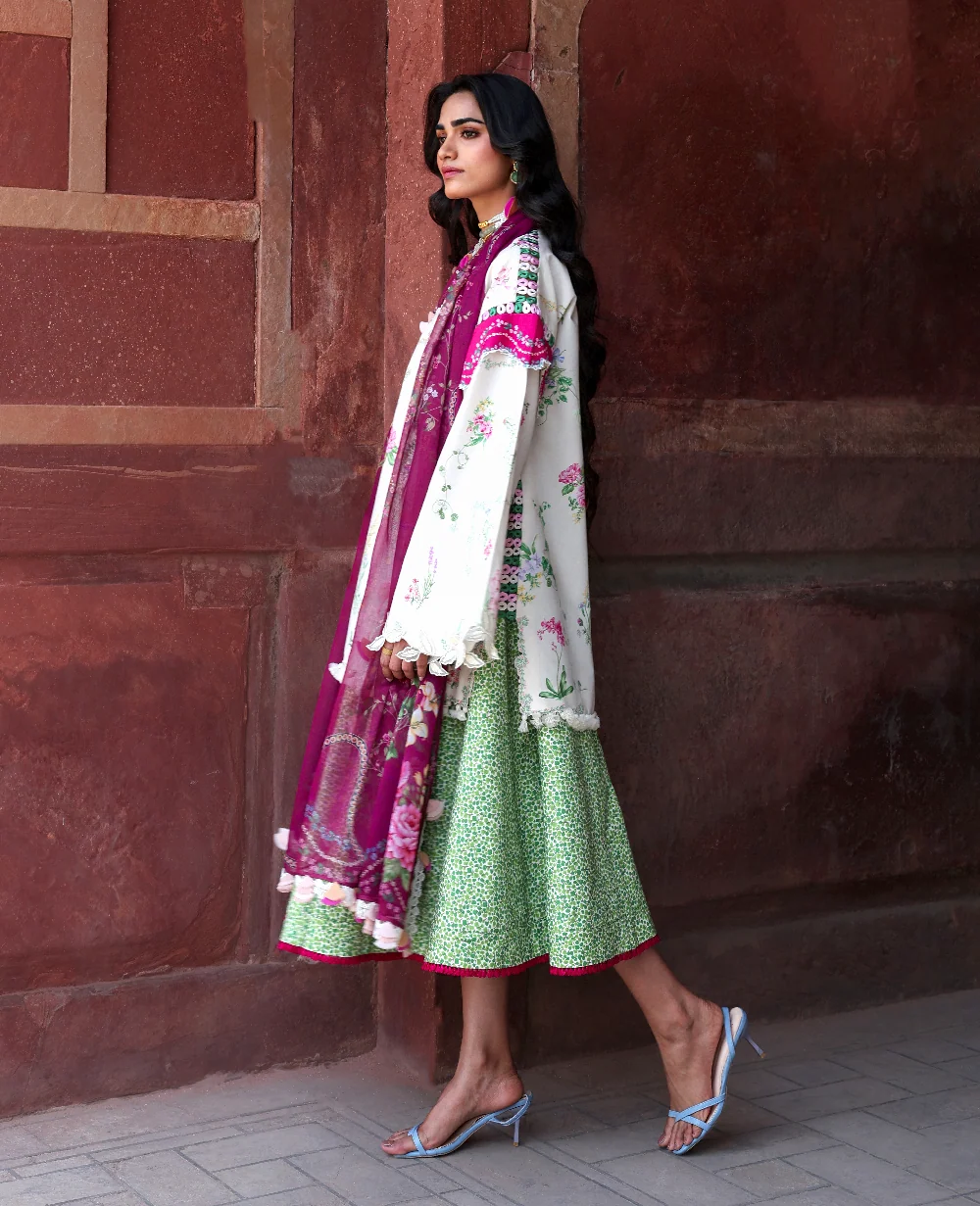 Aabroo - Image 2