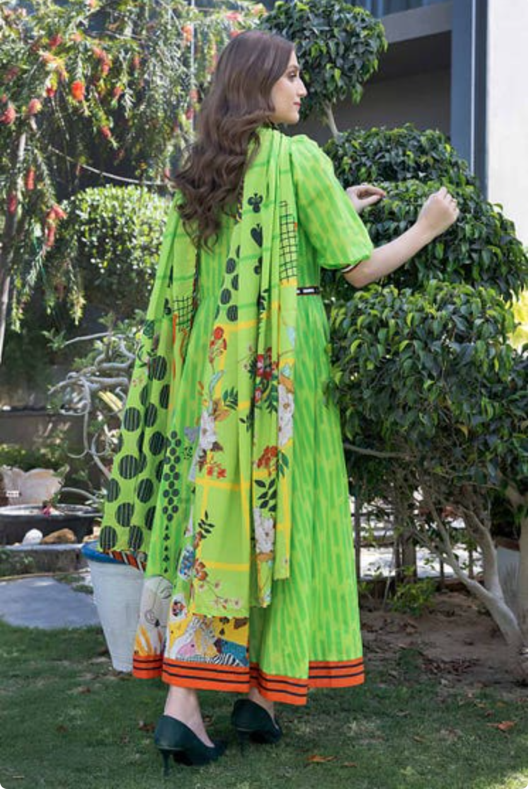 Printed Lawn Suit with Lawn Dupatta - Image 4