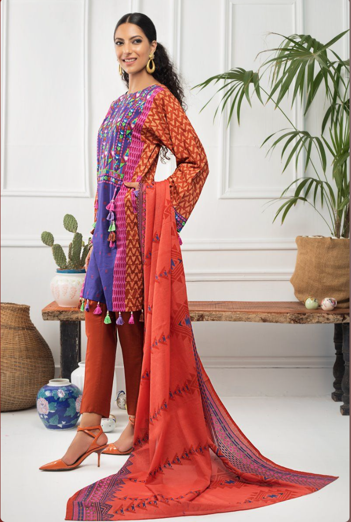 Printed Lawn Suit with Lawn Dupatta - Image 3