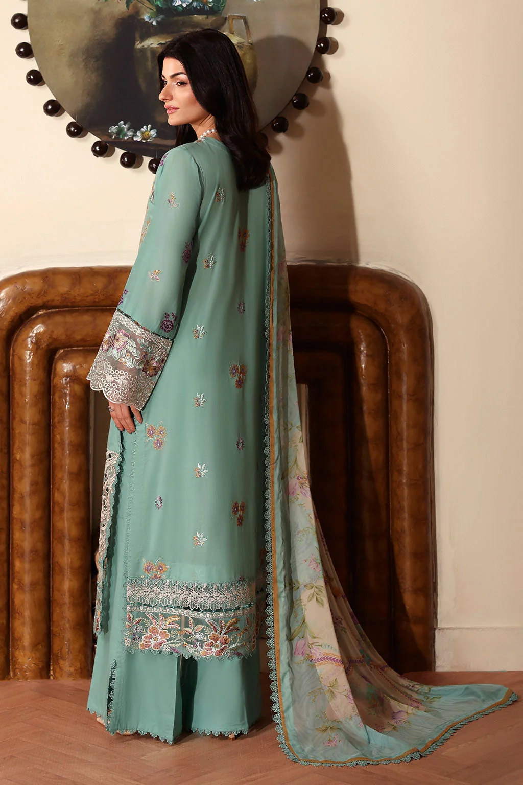 Ramsha Andaaz Lawn – Z-1301 - Image 4